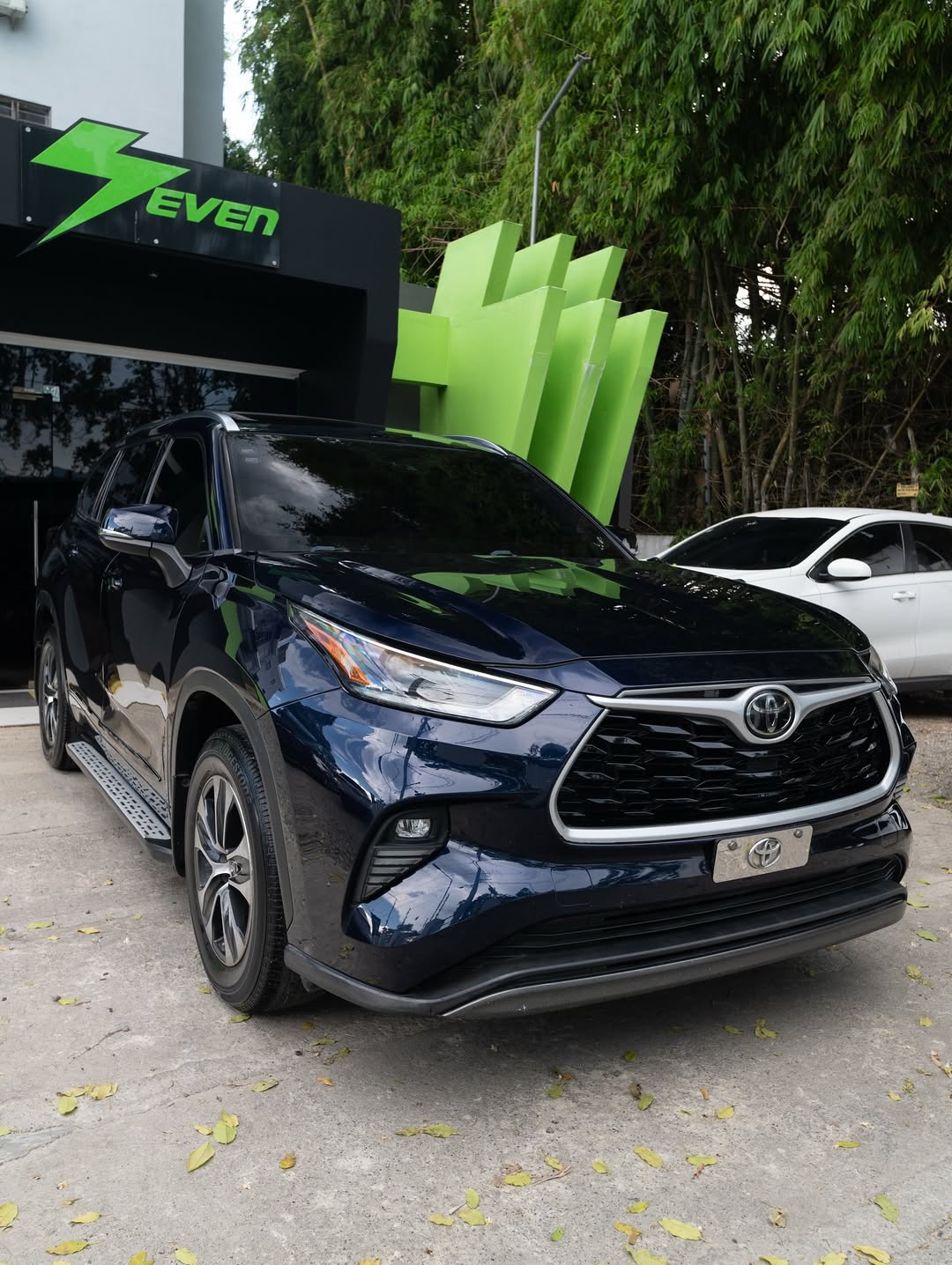 Toyota Highlander XLE 2021