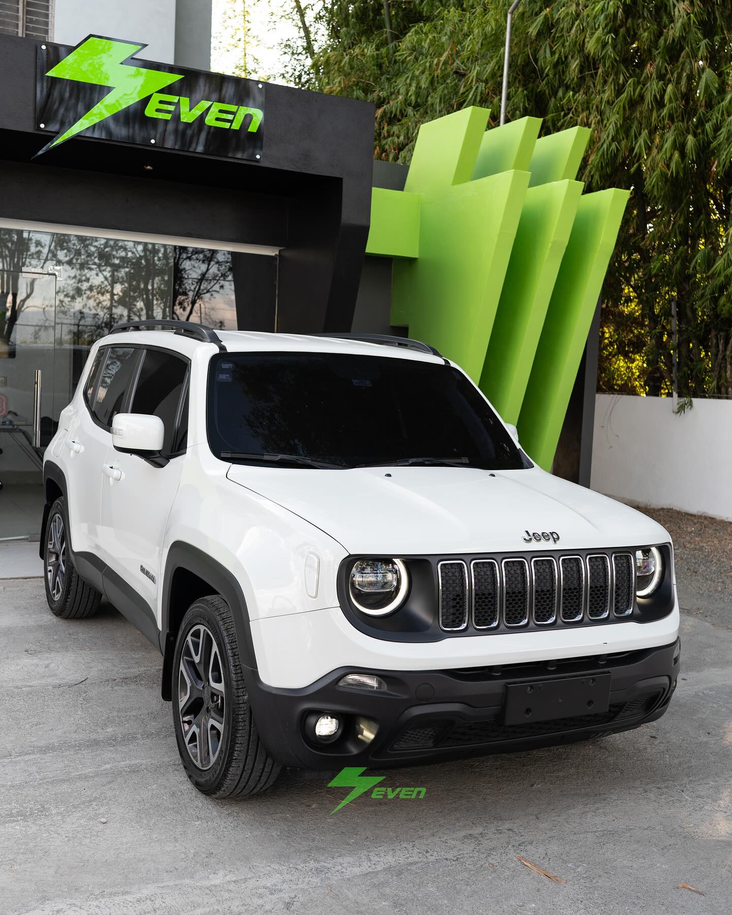 Jeep Renegade 2023