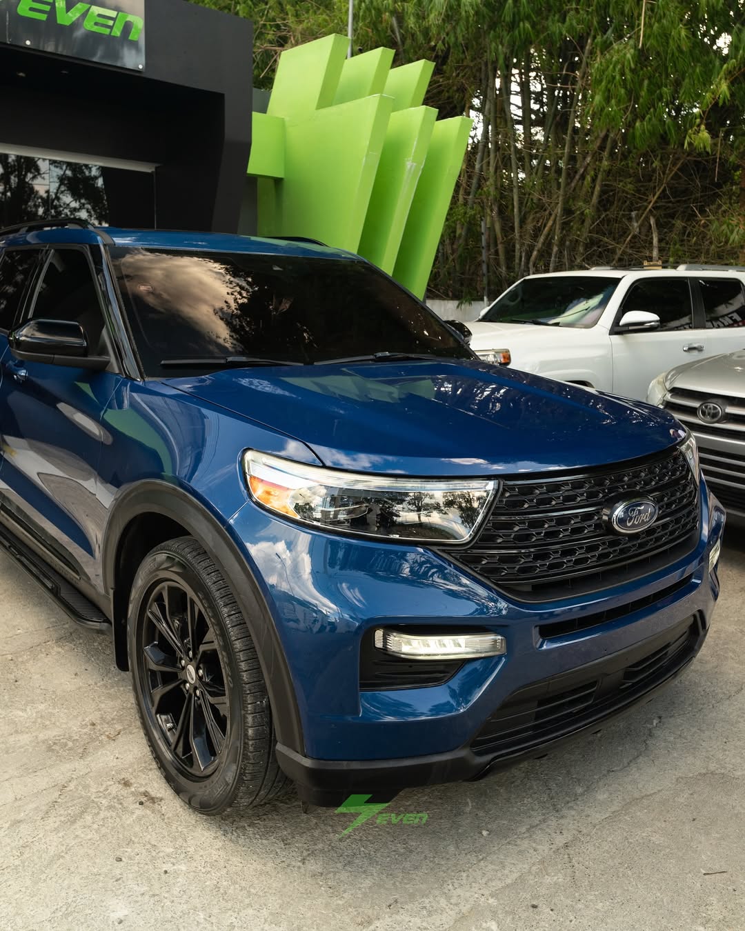Ford Explorer XLT 2022