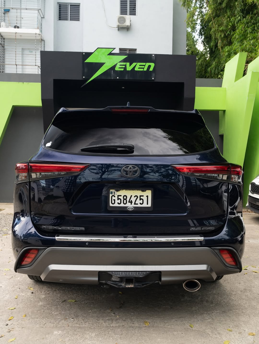 Toyota Highlander XLE 2021
