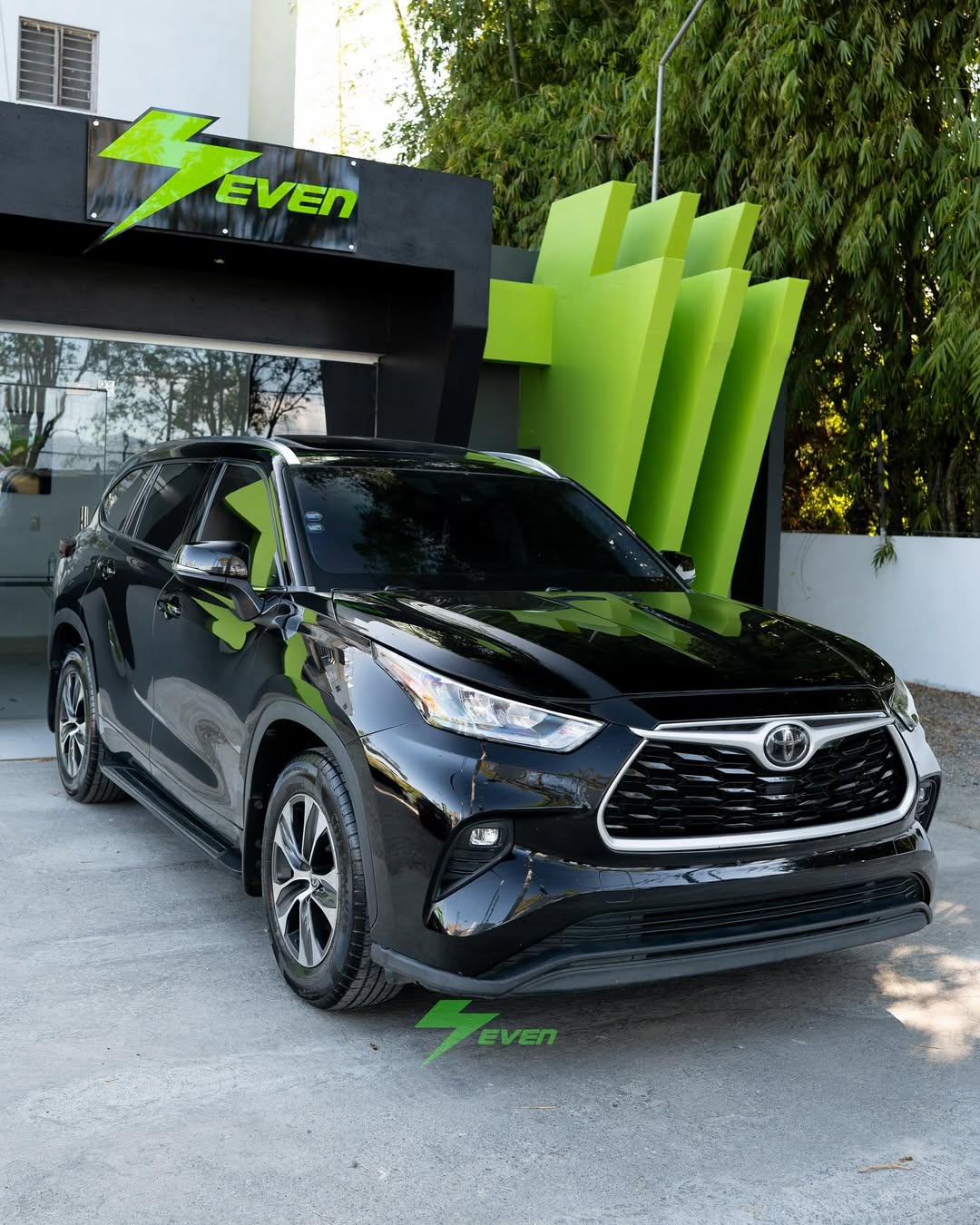 Toyota Highlander XLE 2022